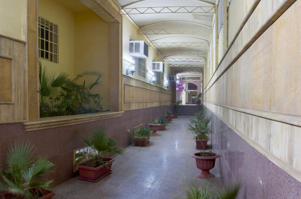 Al Farhan Hotel Suites - Al Salam Riyadh Exterior photo