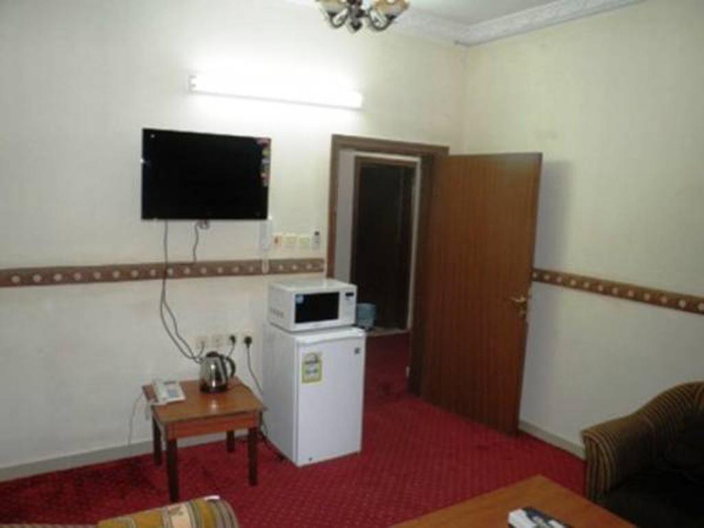 Al Farhan Hotel Suites - Al Salam Riyadh Exterior photo